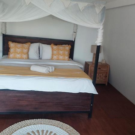Villa Olivia 塞米亚克 外观 照片